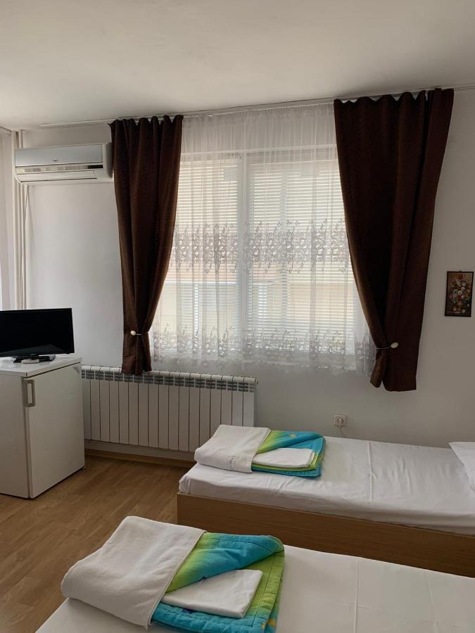 סוזופול Къща За Гости The Sunny Corner מראה חיצוני תמונה