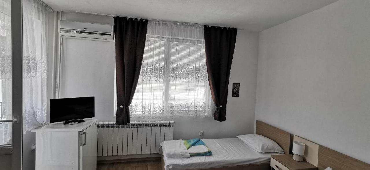 סוזופול Къща За Гости The Sunny Corner מראה חיצוני תמונה