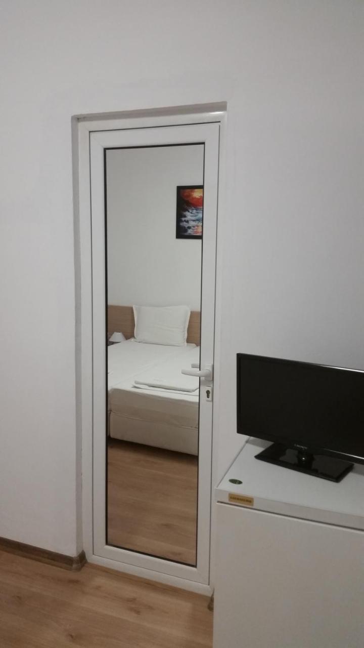 סוזופול Къща За Гости The Sunny Corner מראה חיצוני תמונה